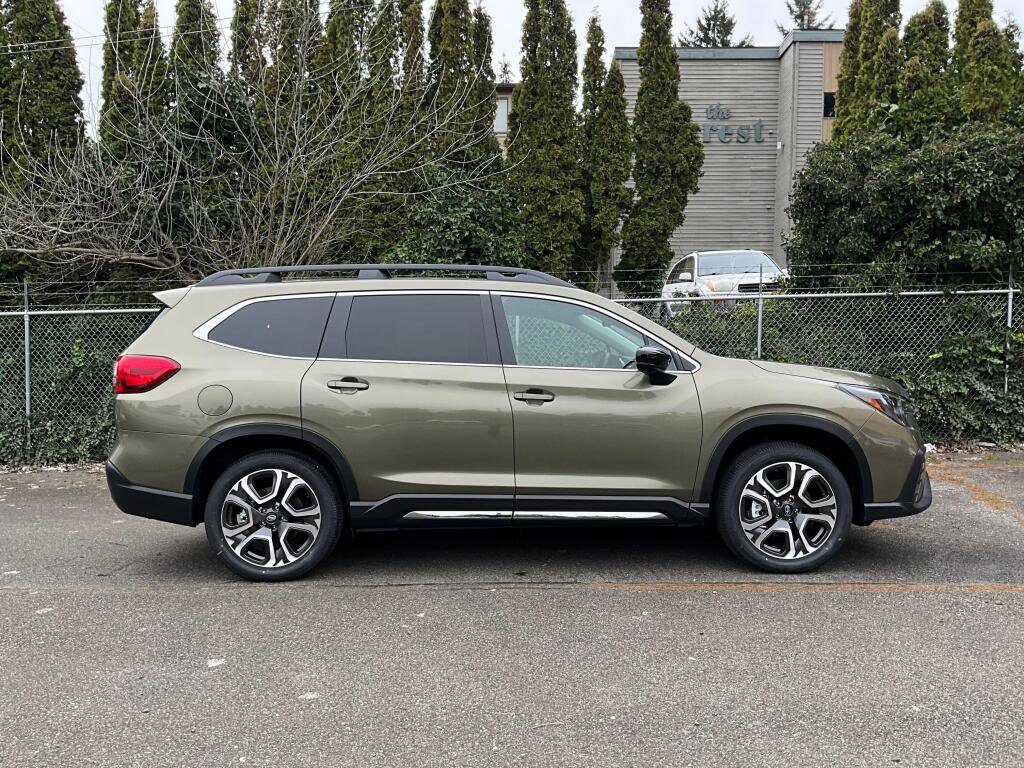 New 2026 Subaru Ascent Limited image 9