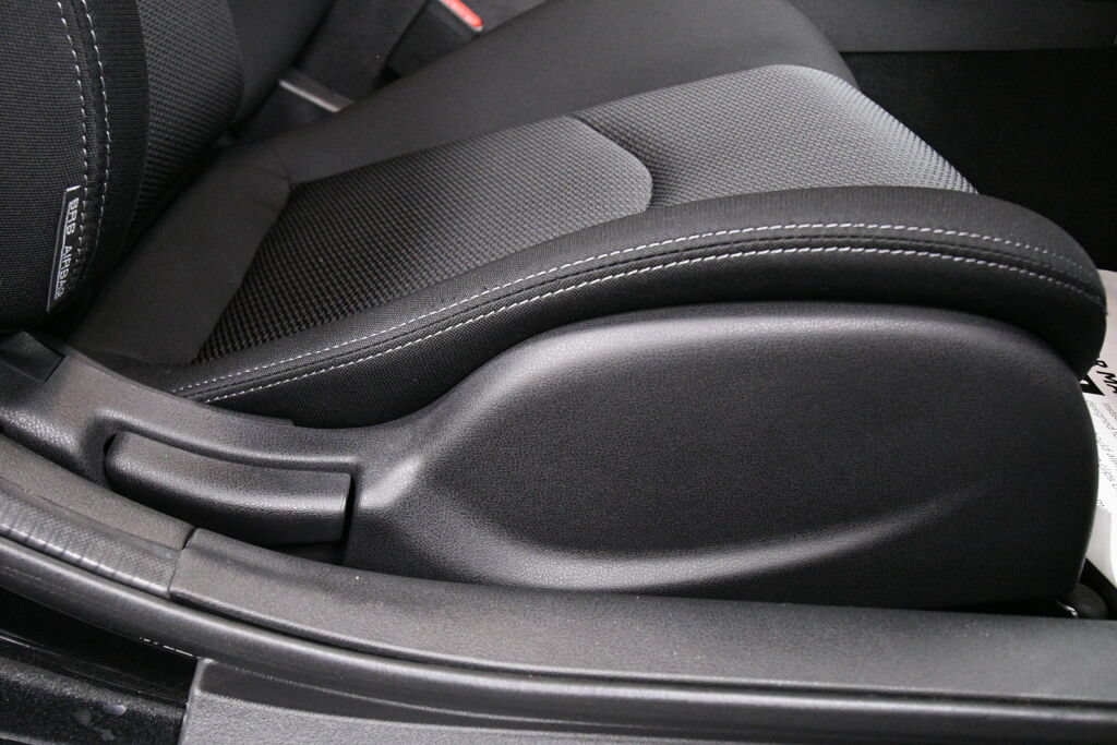 Used 2025 Nissan Z Sport w/ Floor Mat Package RWD image 22