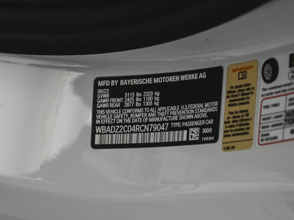 Used 2024 BMW 840i Convertible w/ M Sport Professional Package image 10