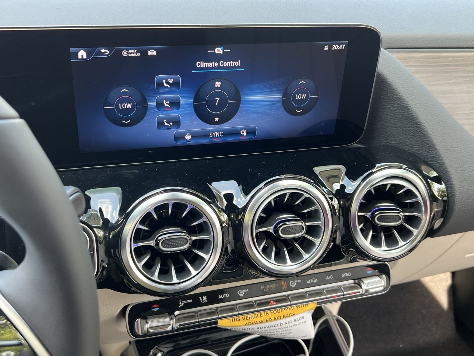 New 2026 Mercedes-Benz GLA 250 4MATIC image 26