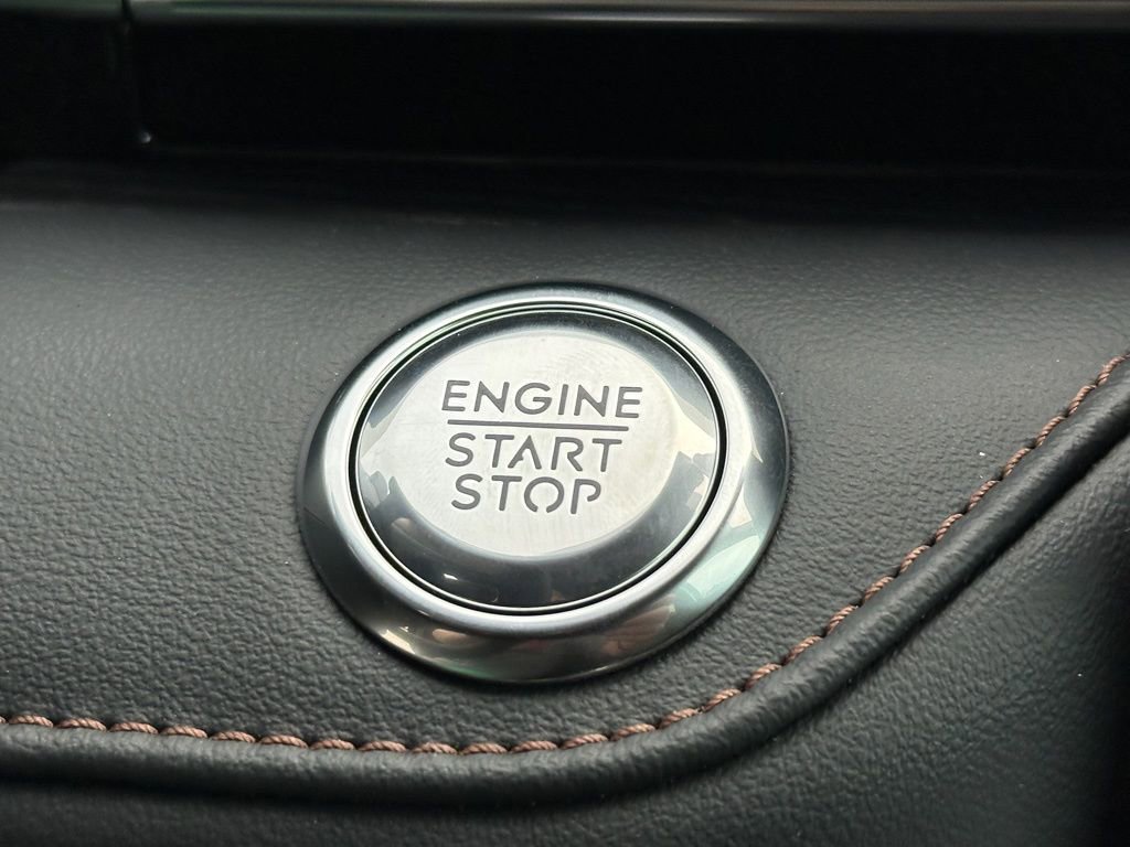 New 2026 Lincoln Nautilus Reserve AWD/4WD image 11