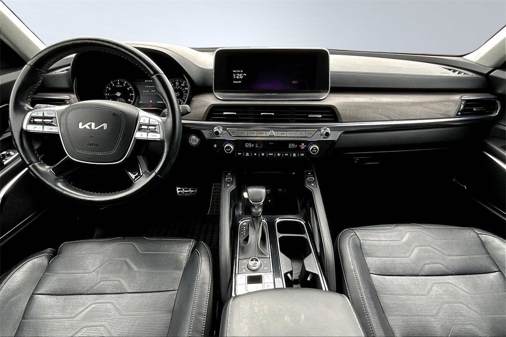 Used 2022 Kia Telluride SX w/ SX Prestige Package image 16