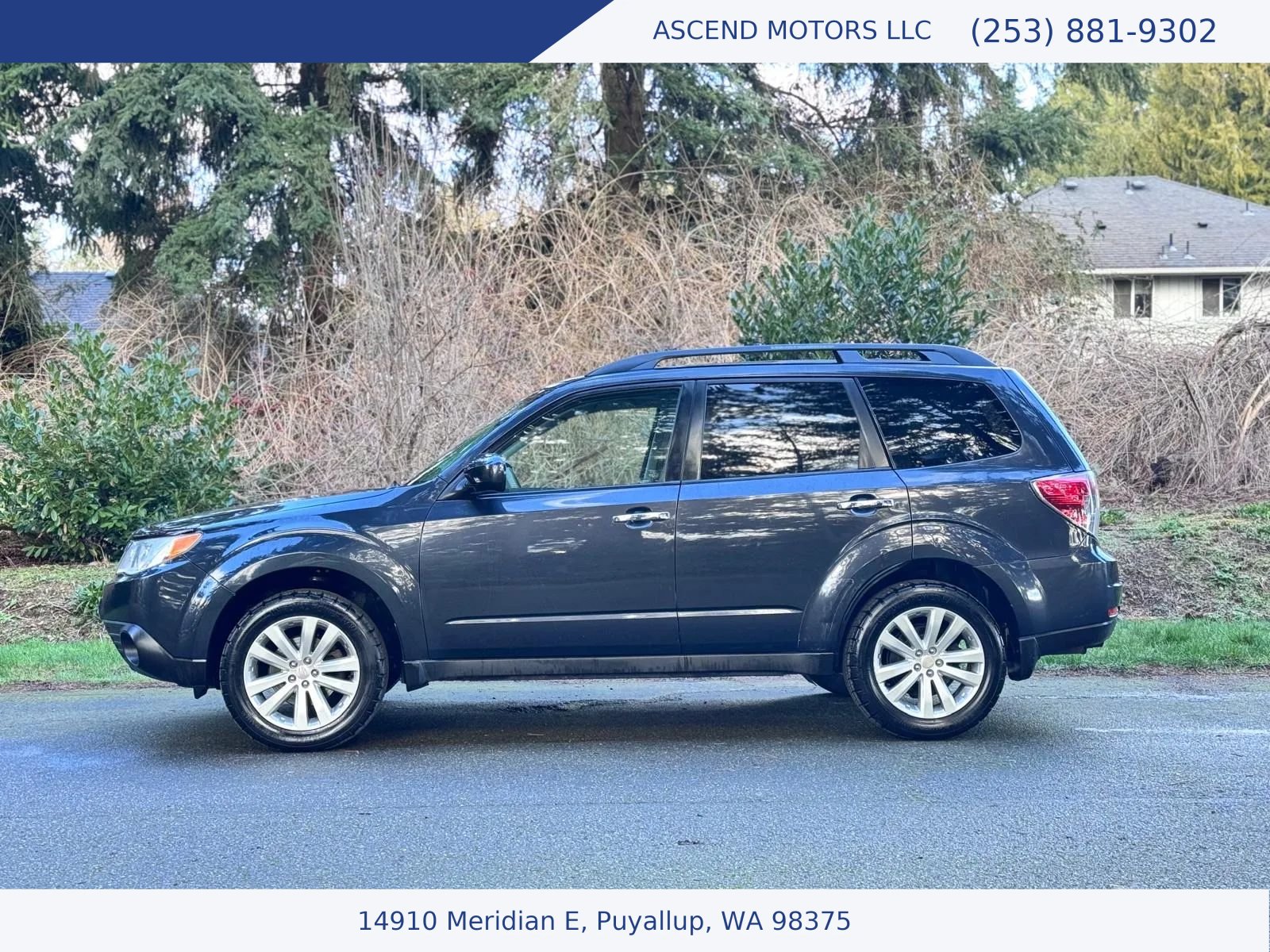 Used 2011 Subaru Forester 2.5X Premium AWD/4WD image 2