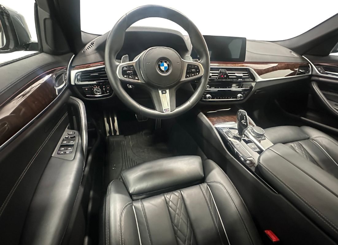 Used 2020 BMW 540i xDrive w/ Executive Package image 18