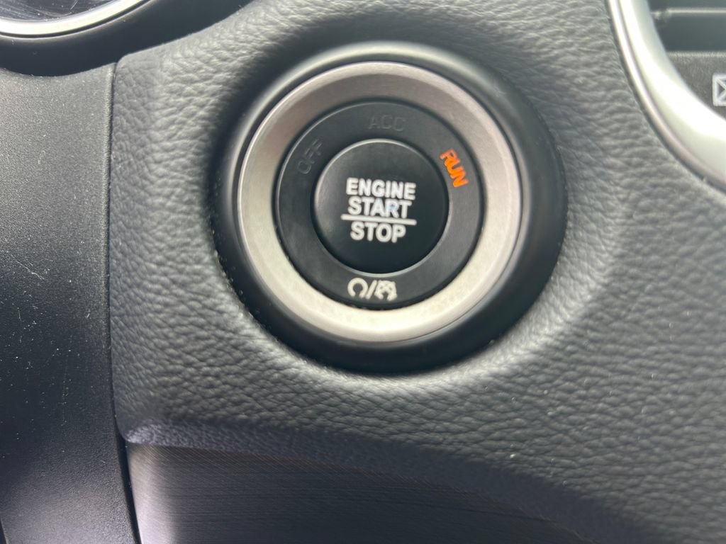 Certified 2019 Dodge Durango Citadel w/ Technology Group AWD/4WD image 24