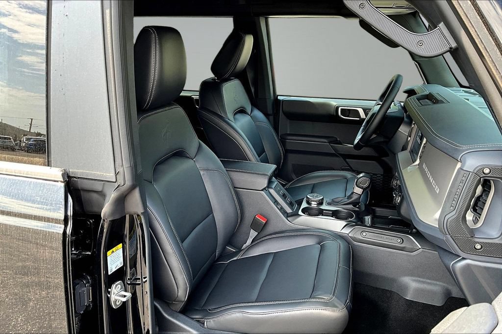 New 2026 Ford Bronco Outer Banks AWD/4WD image 11