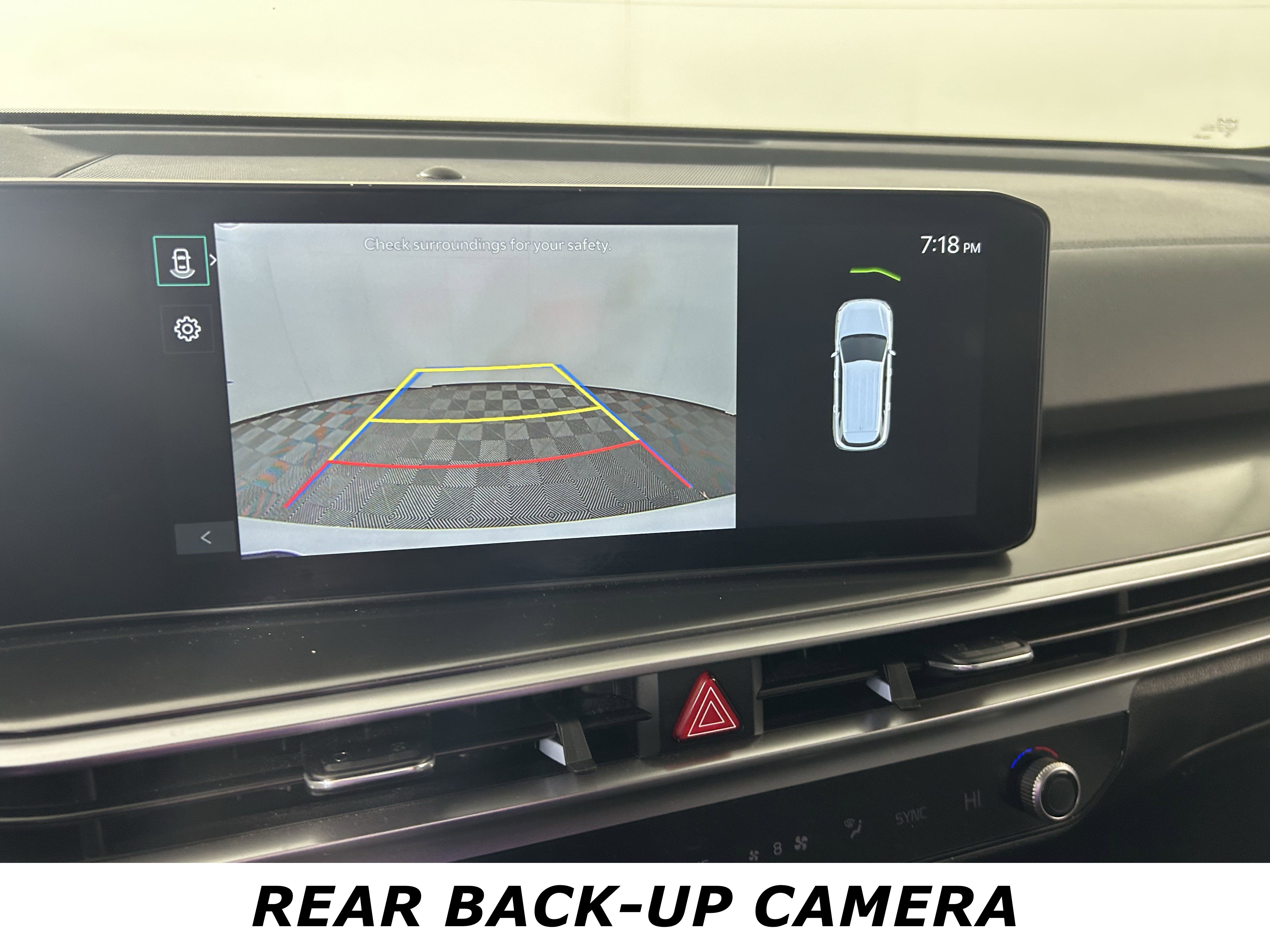 Used 2025 Kia Sorento S image 5