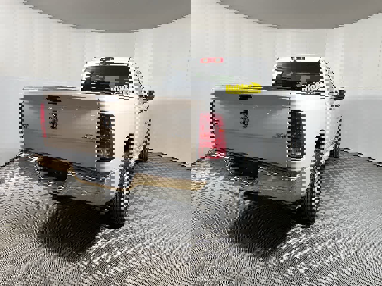 Used 2024 RAM 1500 Classic SLT image 8