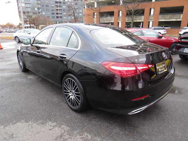 Used 2025 Mercedes-Benz C 300 4MATIC Sedan image 2