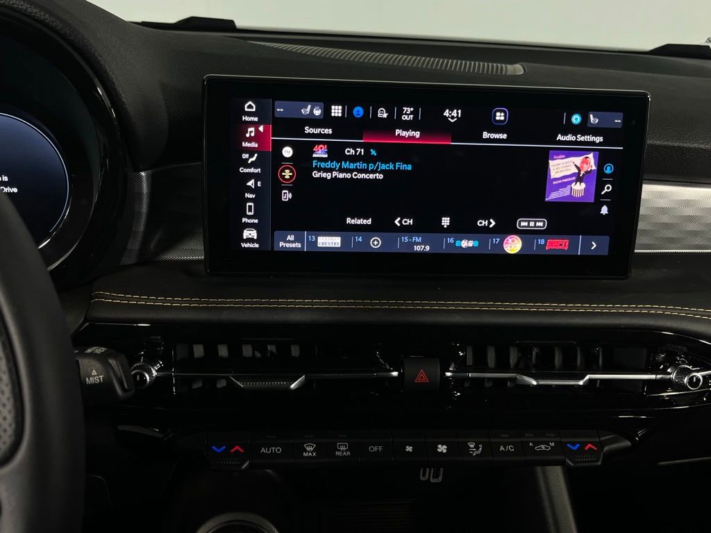 Used 2025 Alfa Romeo Tonale w/ Premium Package image 18