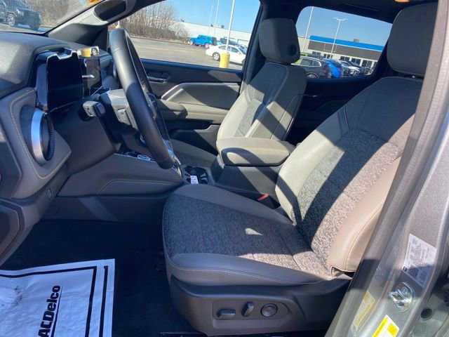 Used 2024 Chevrolet Colorado ZR2 w/ Safety Package image 16