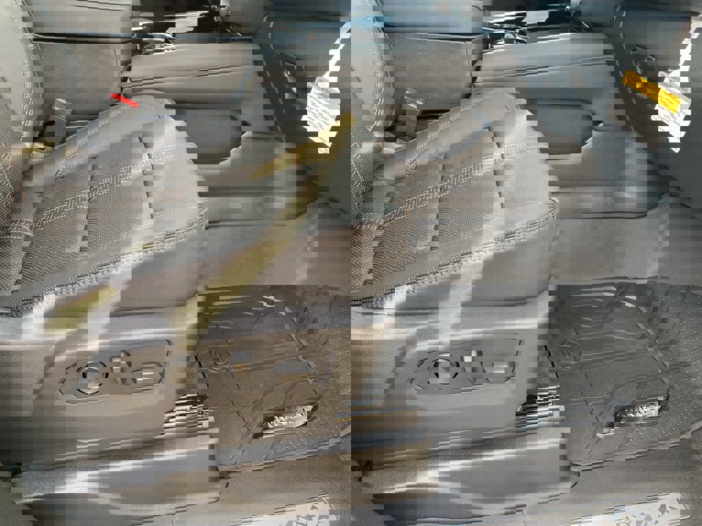 New 2026 Chevrolet Tahoe High Country w/ Sun And Tow Package image 24