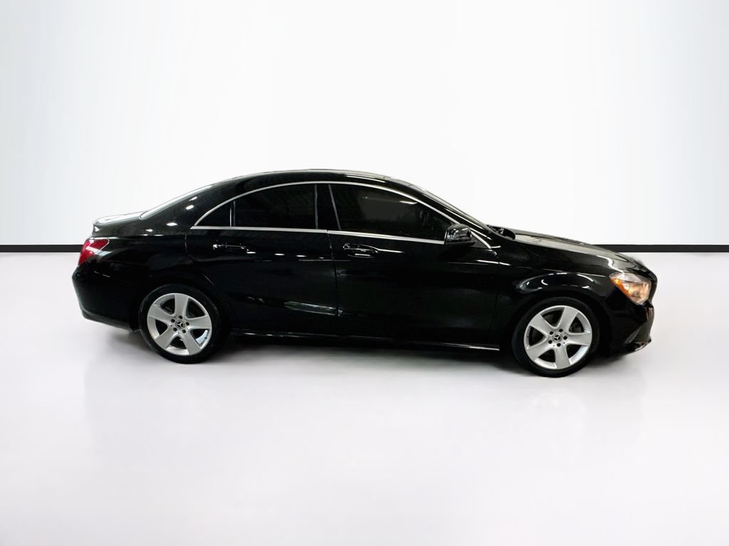 Used 2018 Mercedes-Benz CLA 250 image 4