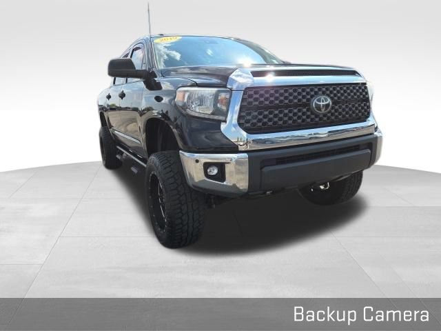 Used 2019 Toyota Tundra SR5 w/ Convenience Package AWD/4WD image 3