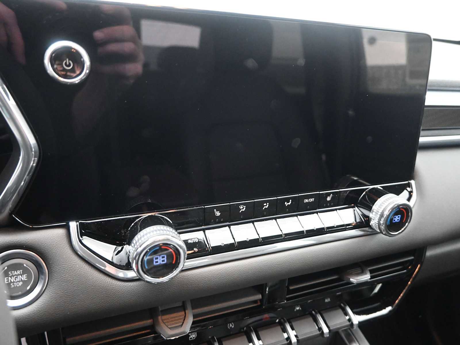 New 2026 GMC Canyon Elevation w/ Convenience Package image 14