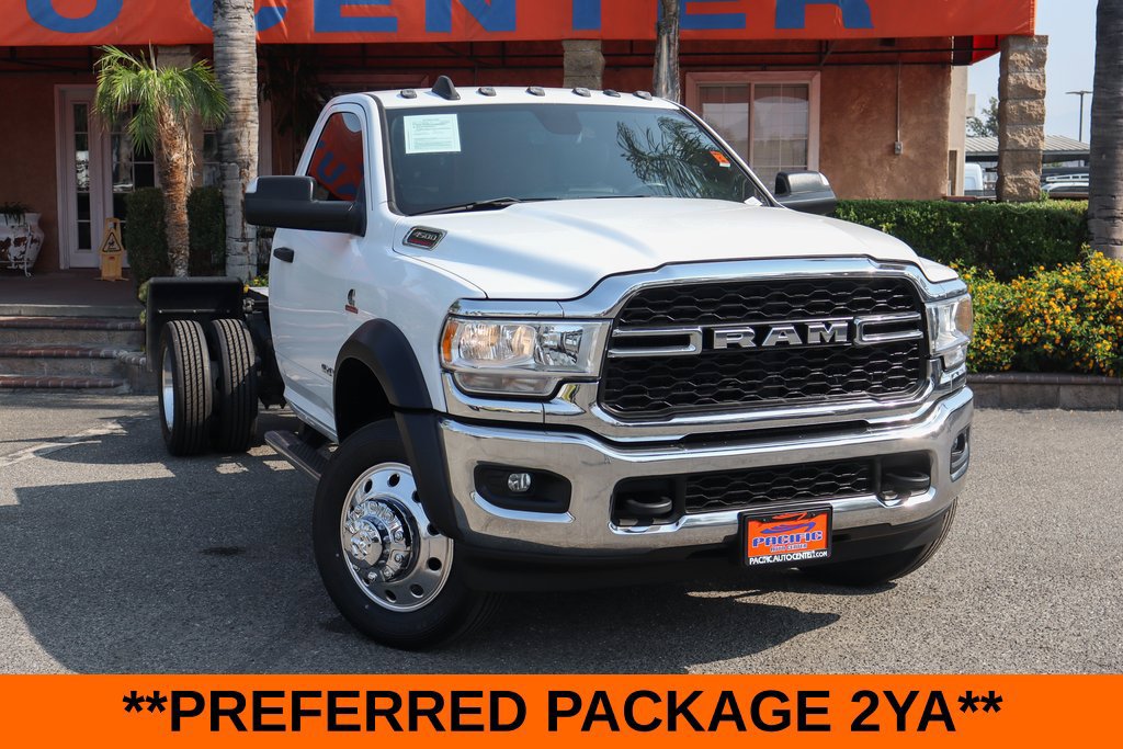 Used 2021 RAM 4500 Tradesman RWD image 2