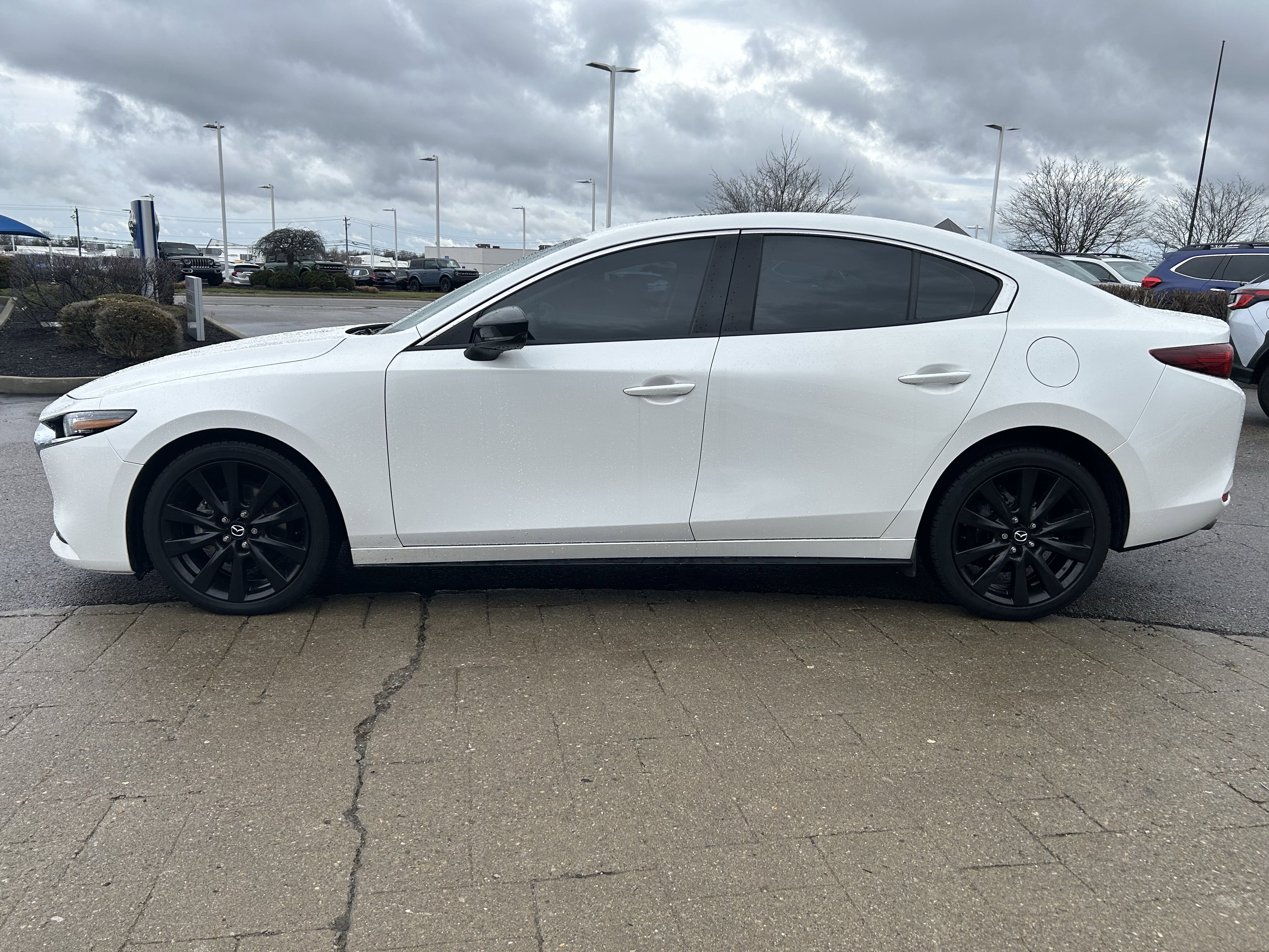 Used 2022 MAZDA MAZDA3 s image 4