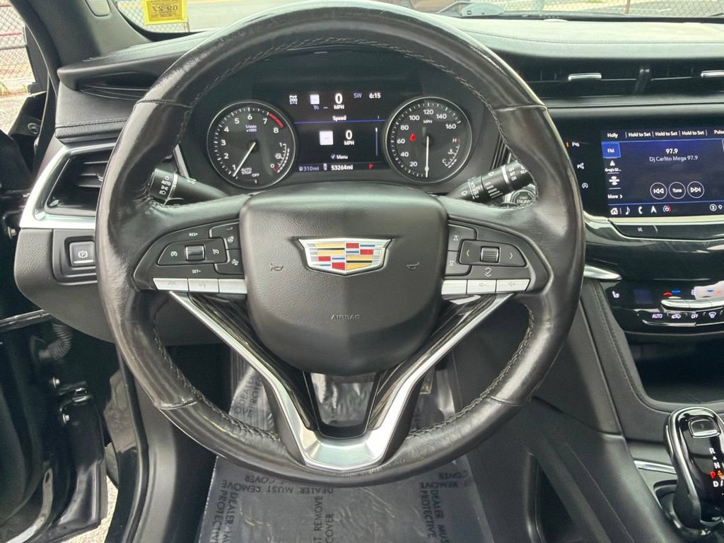 Used 2022 Cadillac XT6 Premium Luxury w/ Technology Package AWD/4WD image 37