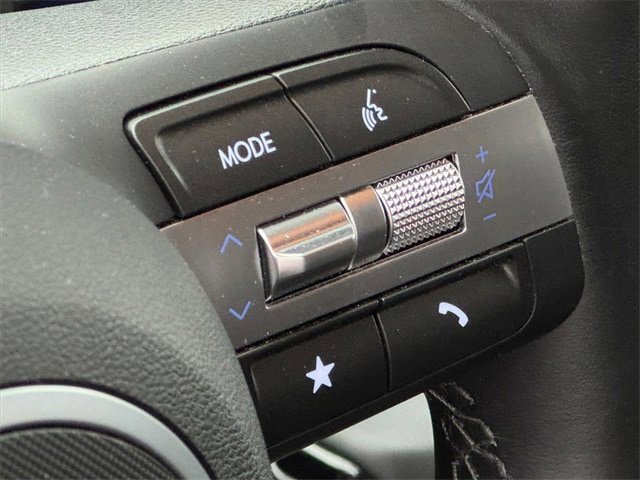 Used 2024 Hyundai Kona SEL image 11