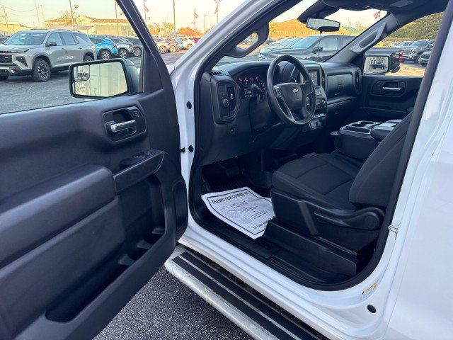 Used 2025 Chevrolet Silverado 1500 W/T RWD image 14