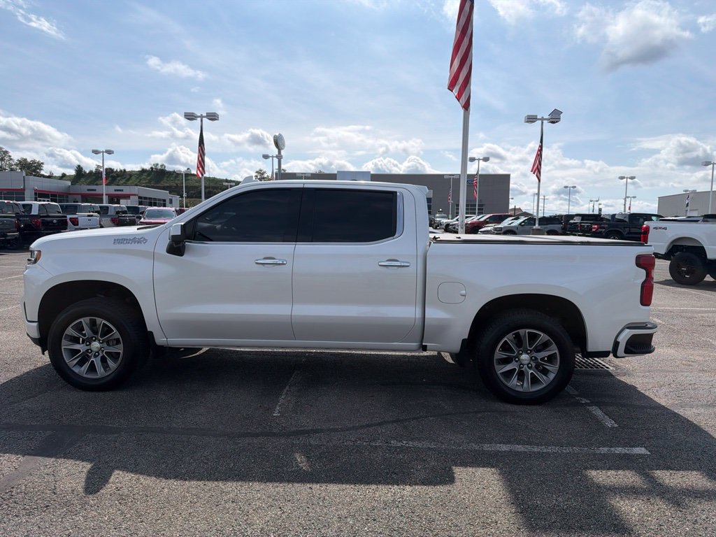 Used 2019 Chevrolet Silverado 1500 High Country w/ Technology Package AWD/4WD image 9
