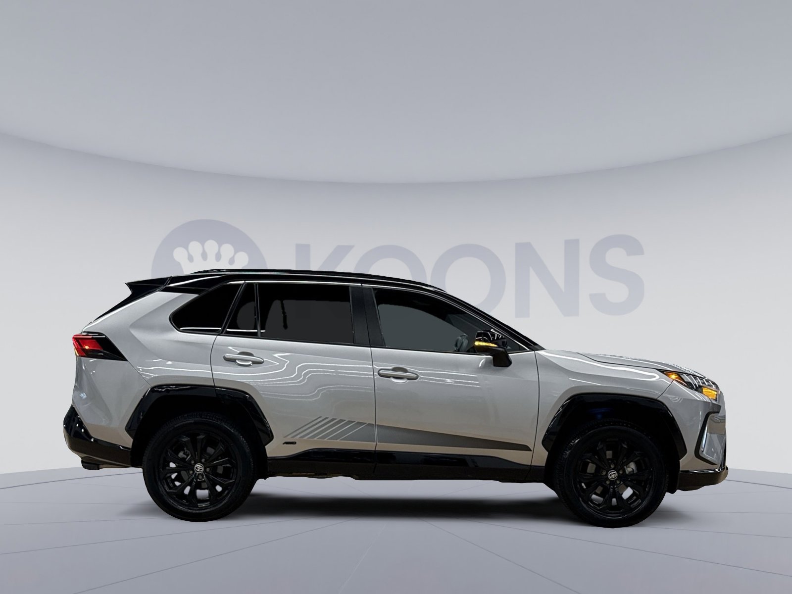 Used 2023 Toyota RAV4 XSE AWD/4WD image 12