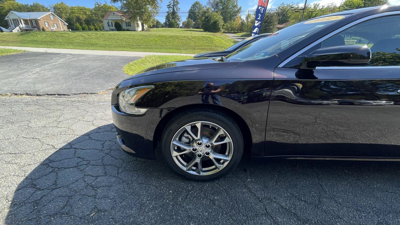 Used 2012 Nissan Maxima 3.5 S FWD image 2