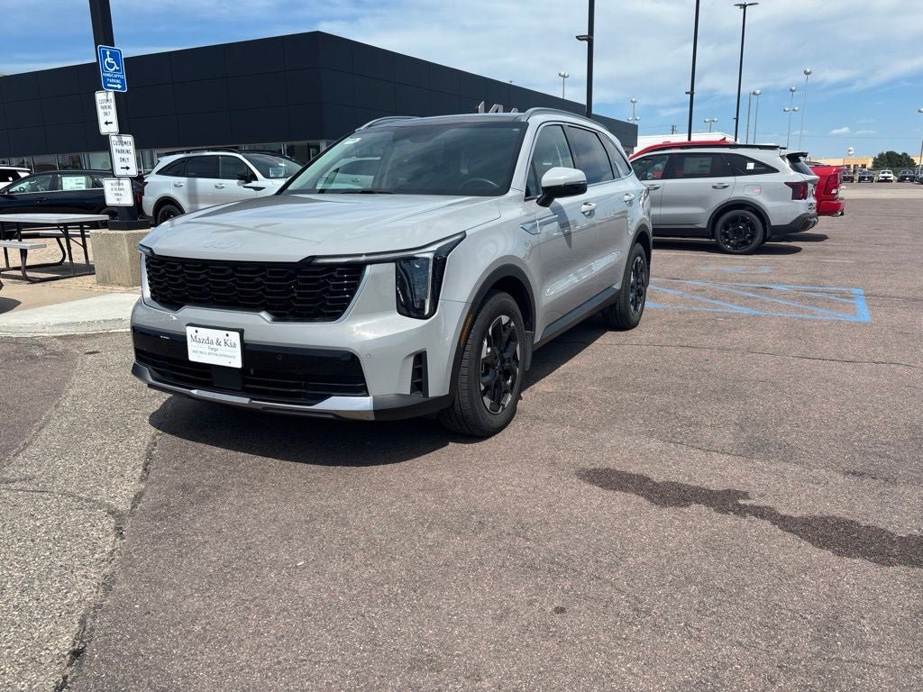 Used 2025 Kia Sorento S w/ Panoramic Sunroof Package FWD image 1