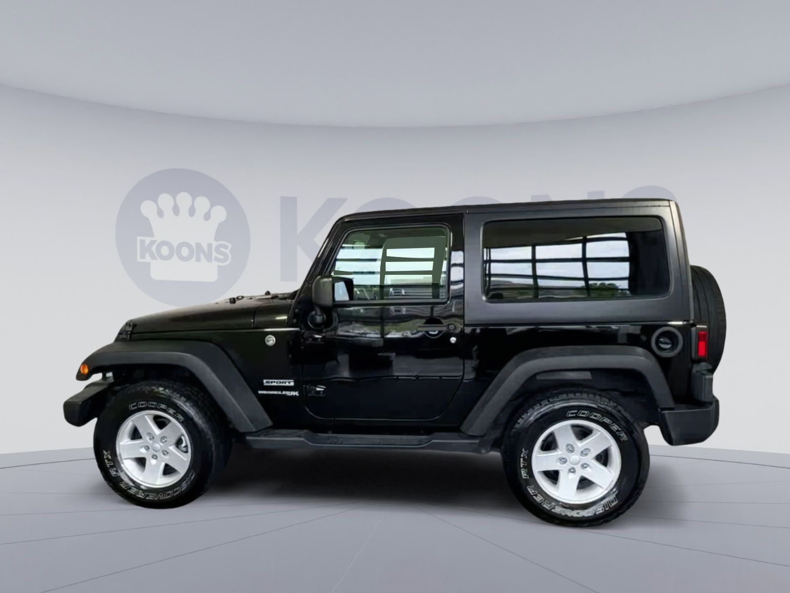 Used 2018 Jeep Wrangler Sport AWD/4WD image 7