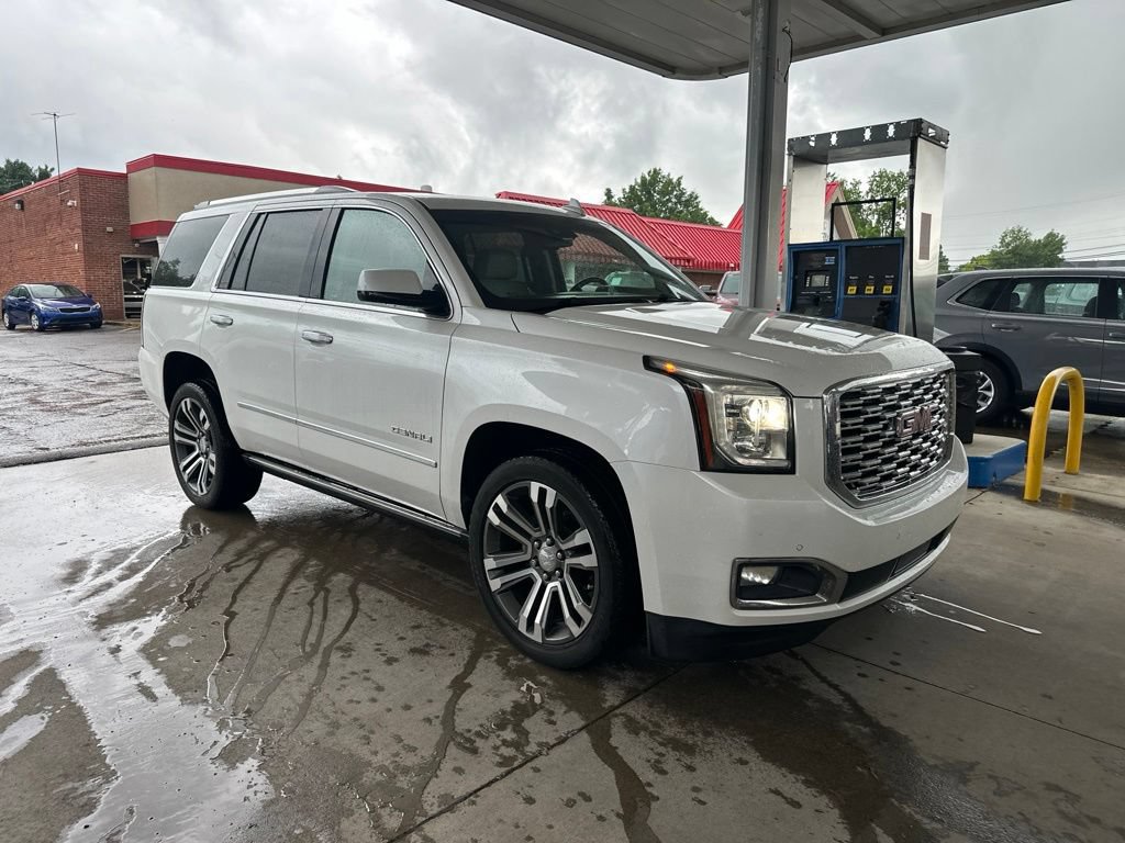 Used 2018 GMC Yukon Denali w/ Denali Ultimate Package AWD/4WD image 2