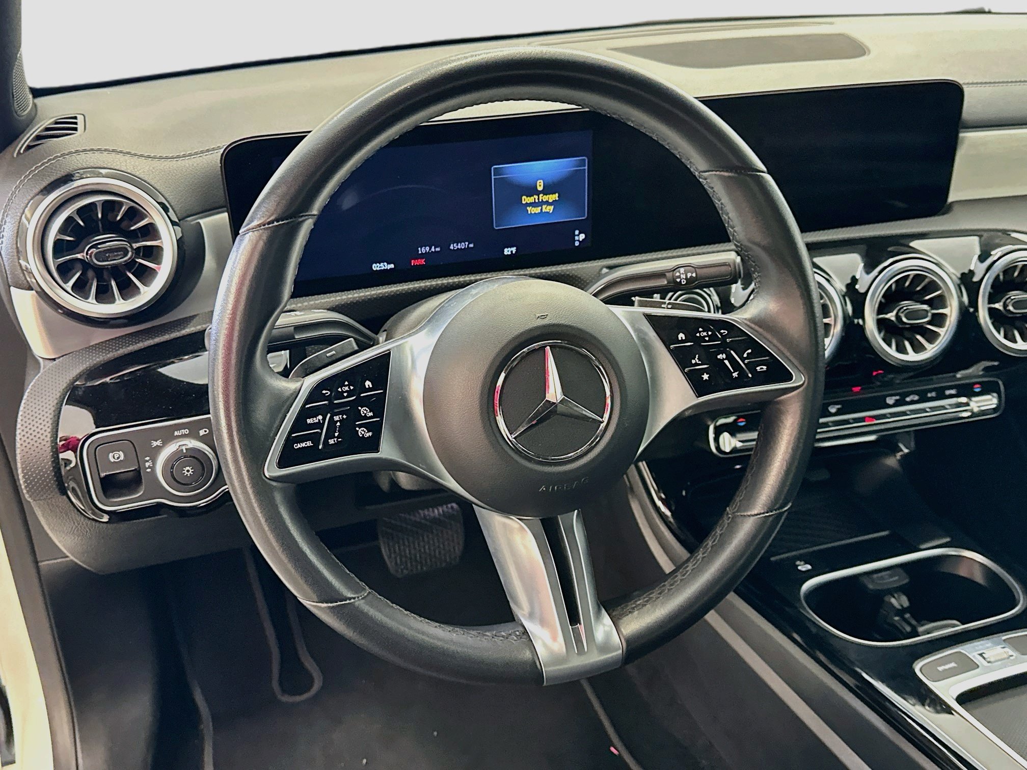 Used 2025 Mercedes-Benz CLA 250 4MATIC image 18