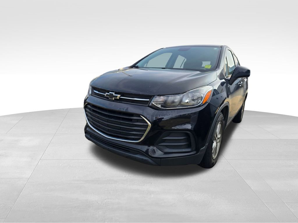 Used 2020 Chevrolet Trax LS w/ Tint and Cruise Package image 6