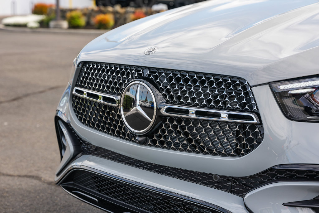 New 2026 Mercedes-Benz GLE 450 4MATIC Coupe image 3