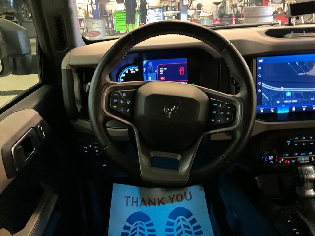 Used 2023 Ford Bronco Wildtrak image 11