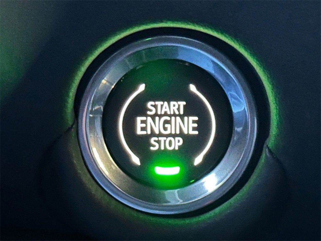 New 2026 Chevrolet Suburban Premier image 33