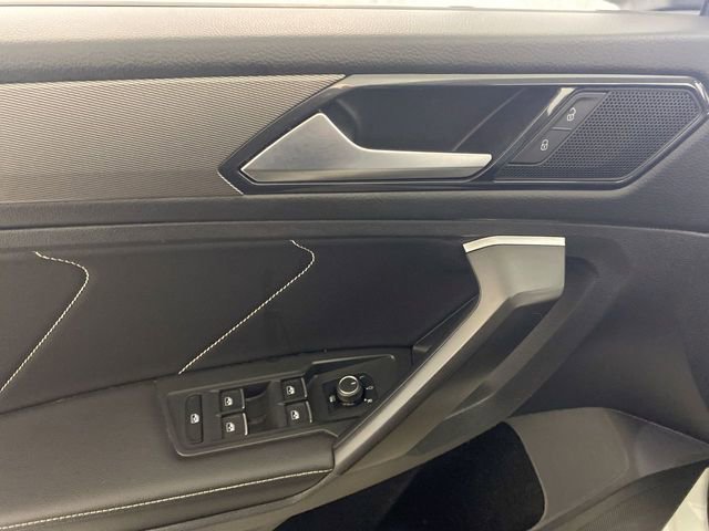 Used 2022 Volkswagen Tiguan SE FWD image 26
