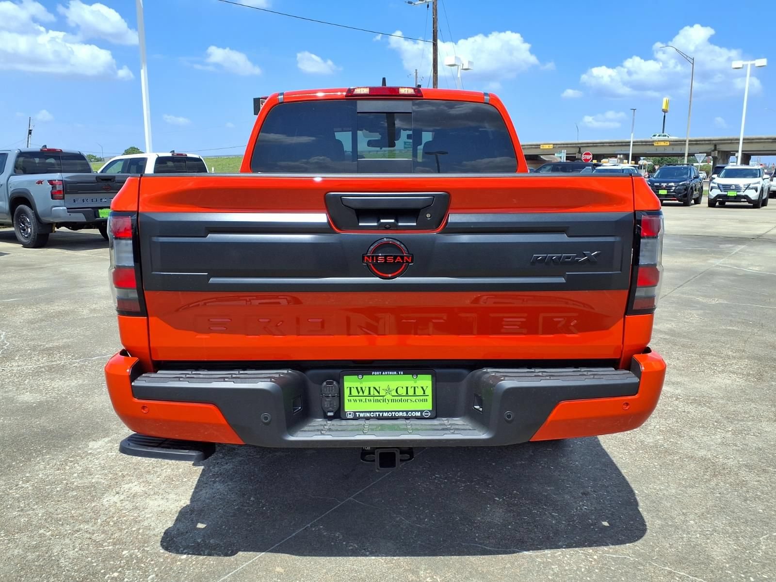 New 2026 Nissan Frontier Pro-X w/ Tow Package RWD image 4