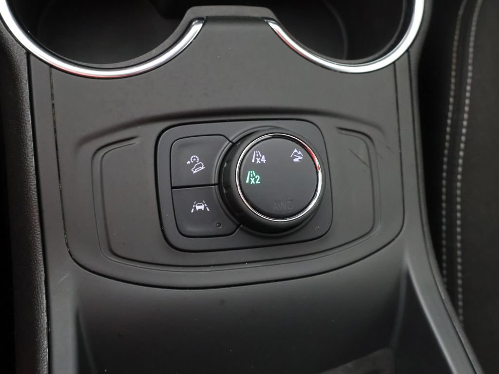 Used 2024 GMC Terrain SLE AWD/4WD image 42