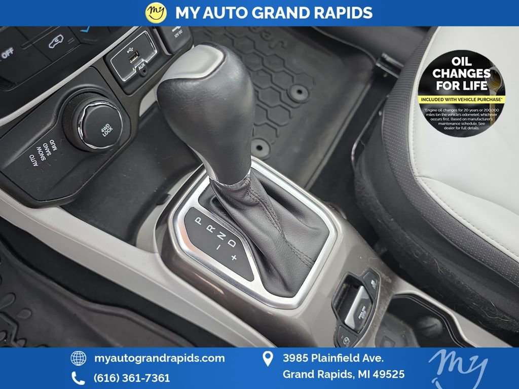 Used 2021 Jeep Renegade Limited w/ Sun & Sound Group image 25