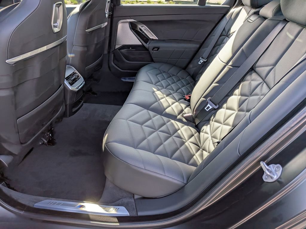 New 2026 BMW 740i image 34