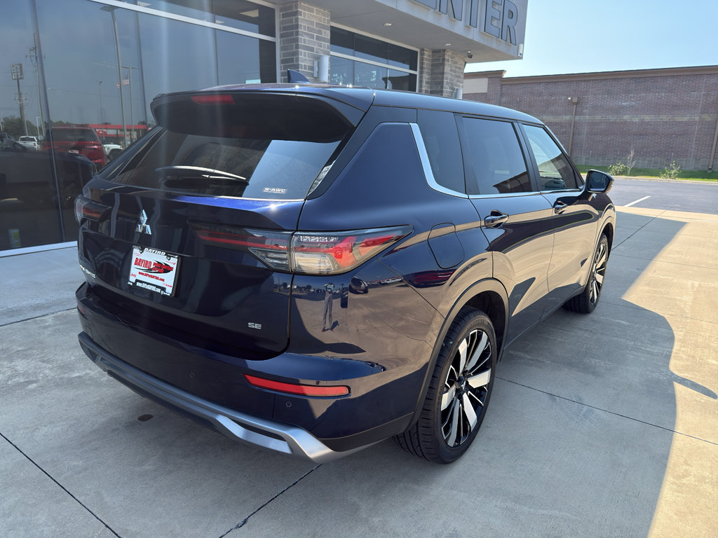 Used 2025 Mitsubishi Outlander SE AWD/4WD image 8