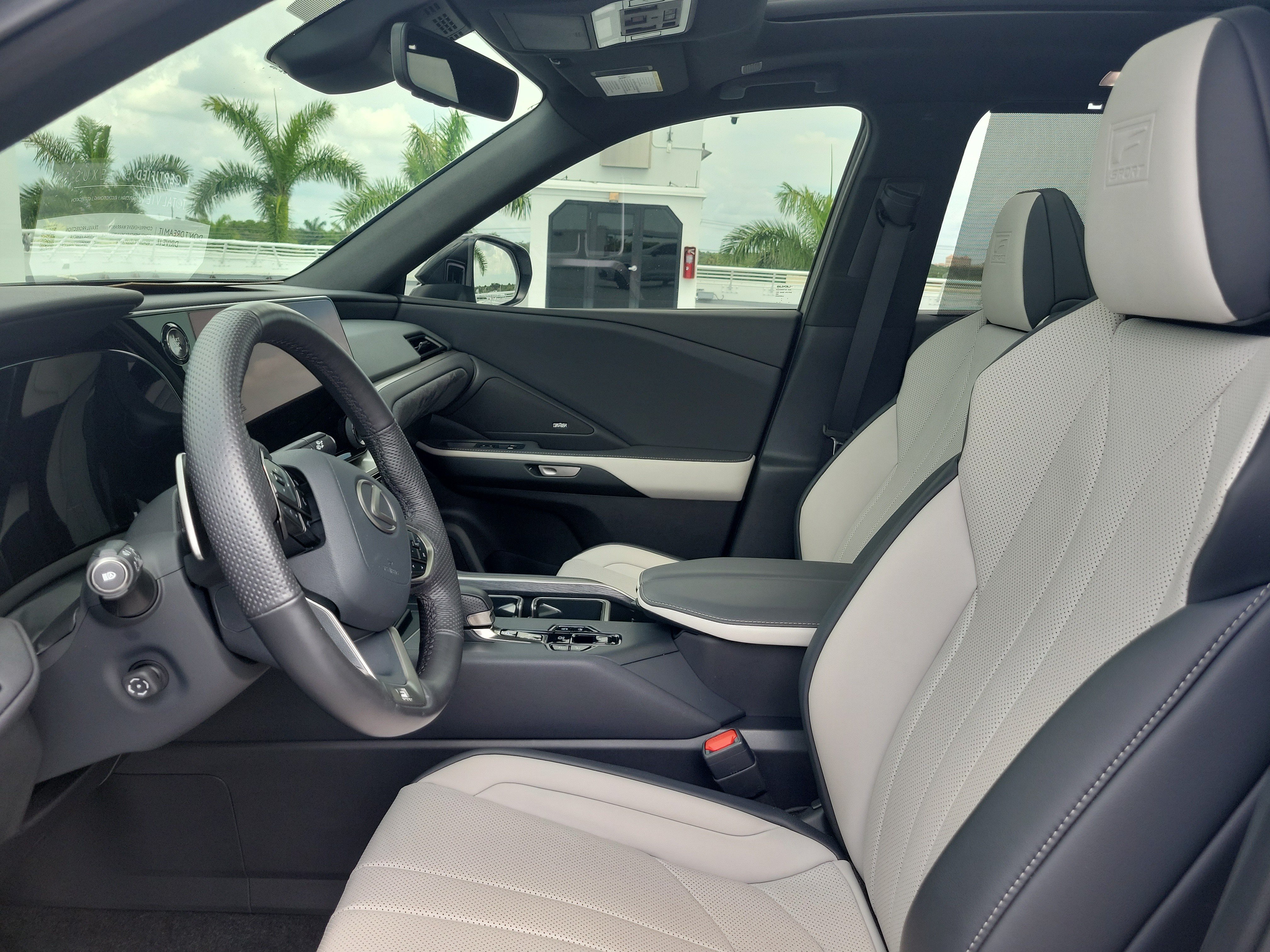 Certified 2025 Lexus TX 350 AWD w/ Technology Package image 25