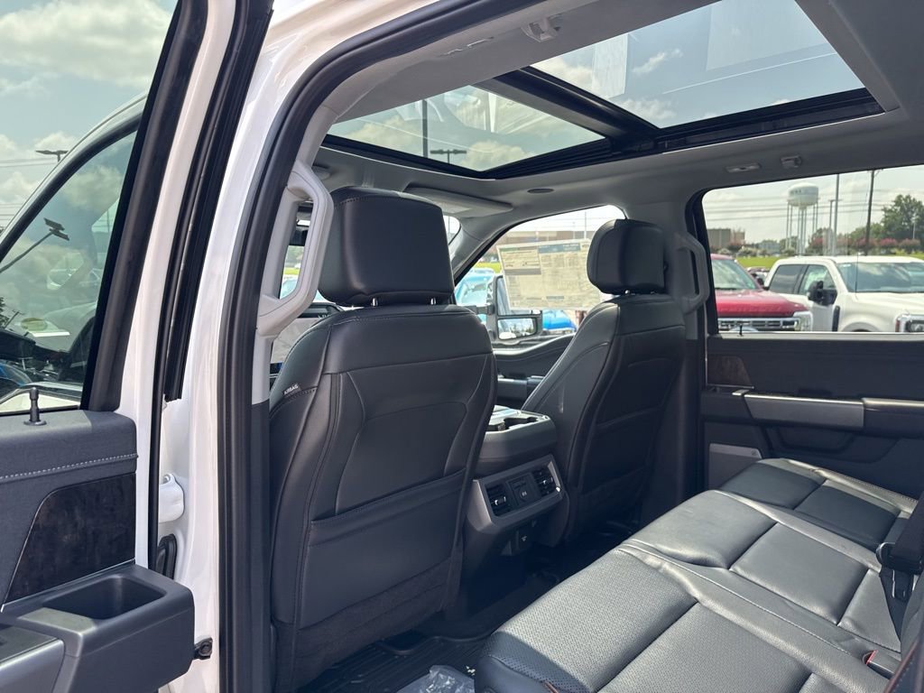 New 2025 Ford F350 Lariat w/ Lariat Ultimate Package image 14