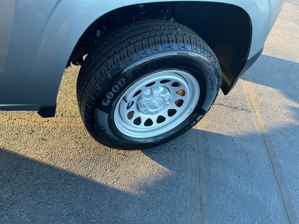 Used 2025 Chevrolet Colorado W/T w/ WT Convenience Package II image 29