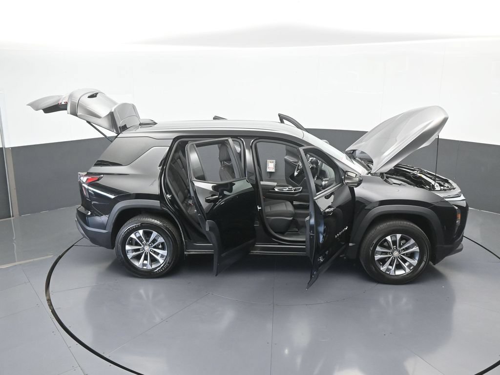Used 2026 Chevrolet Equinox LT FWD image 64