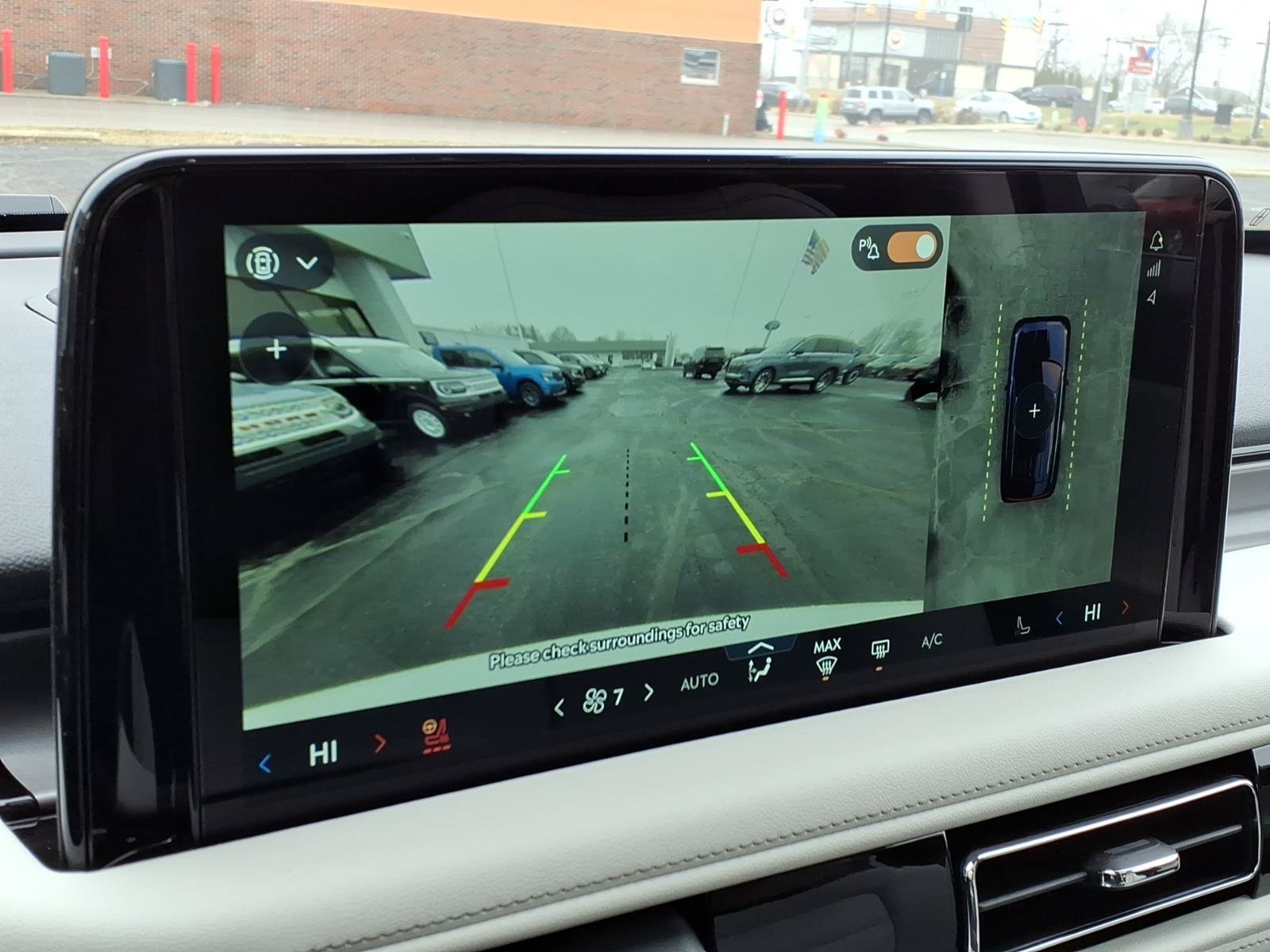 New 2026 Lincoln Aviator AWD image 16