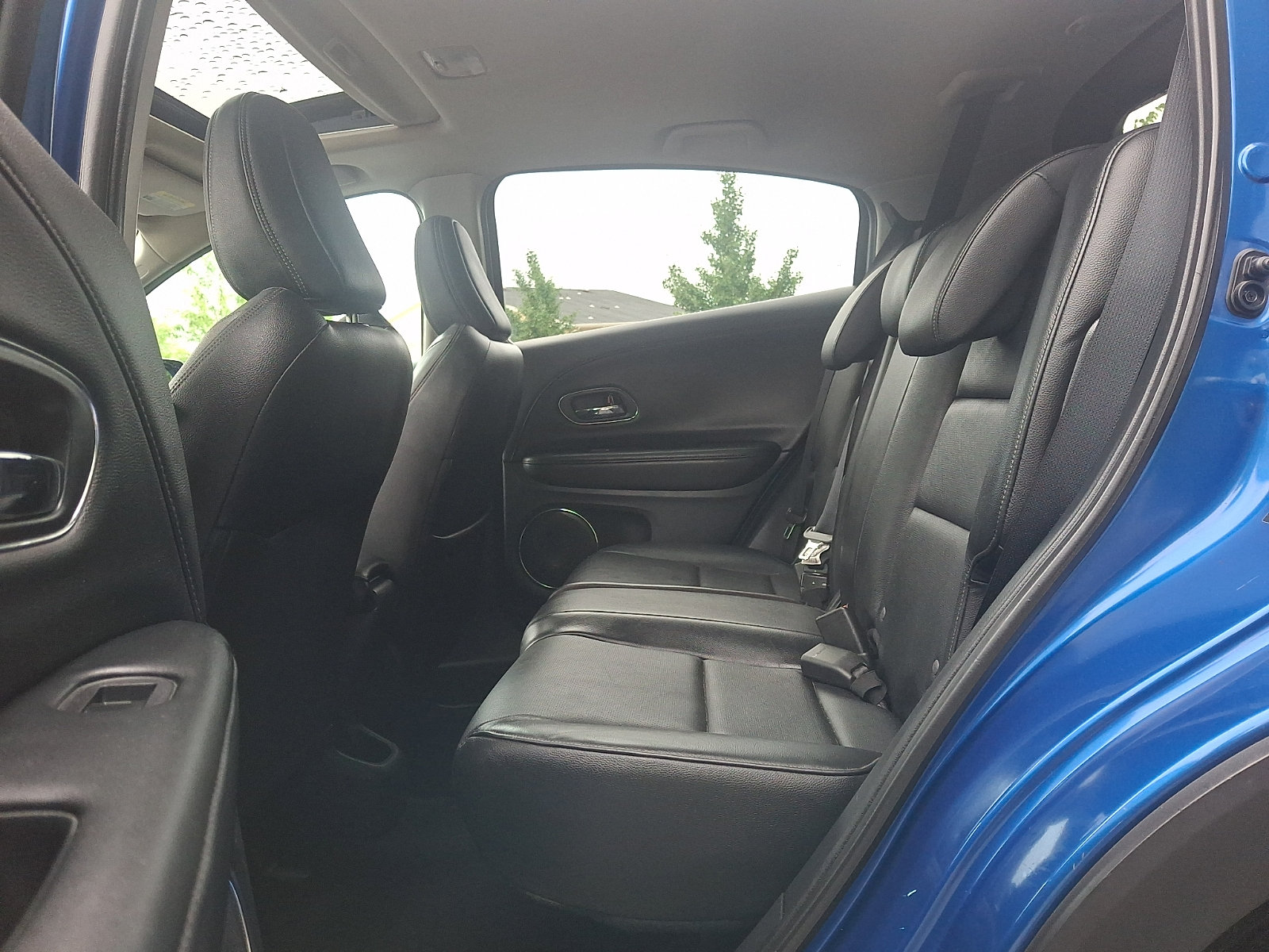 Used 2020 Honda HR-V EX-L image 10