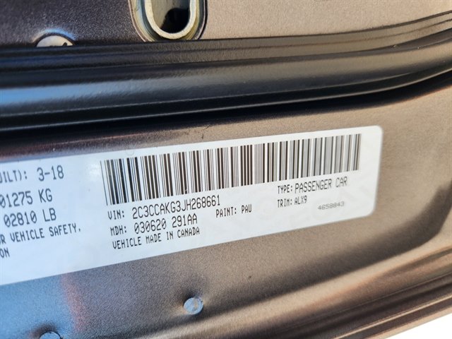 Used 2018 Chrysler 300 Limited AWD/4WD image 14