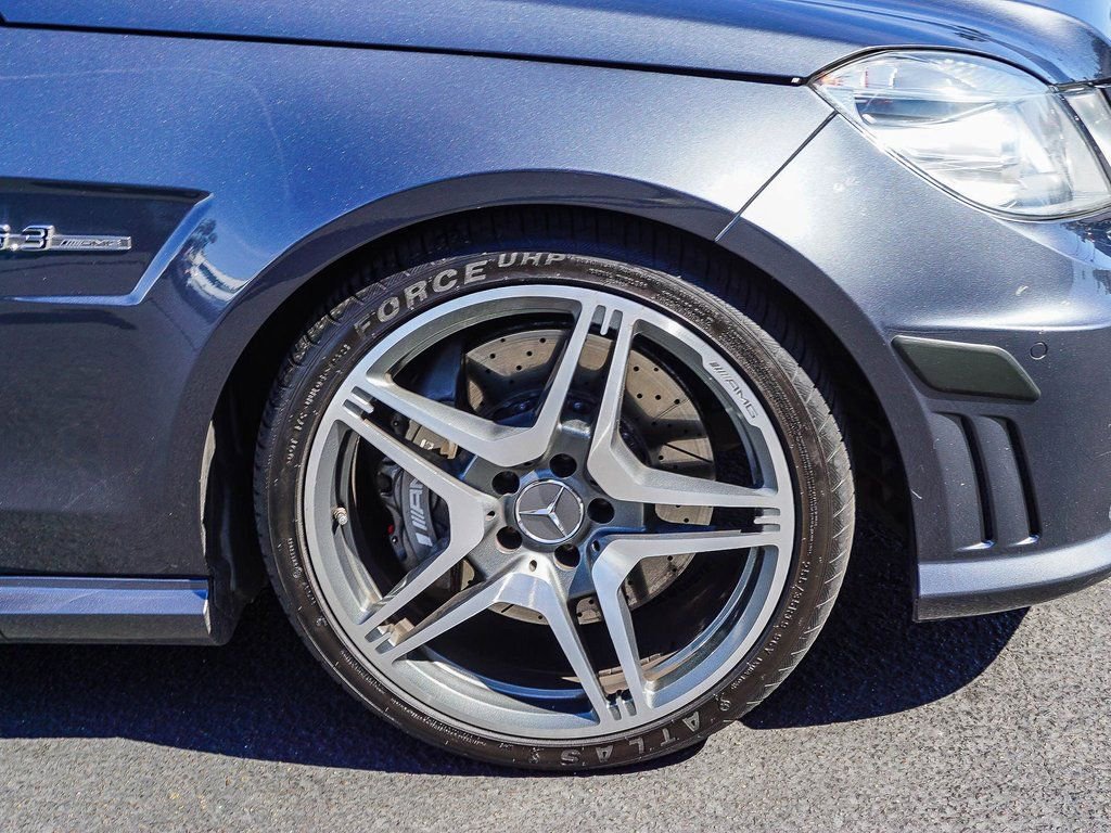 Used 2011 Mercedes-Benz E 63 AMG Sedan image 9