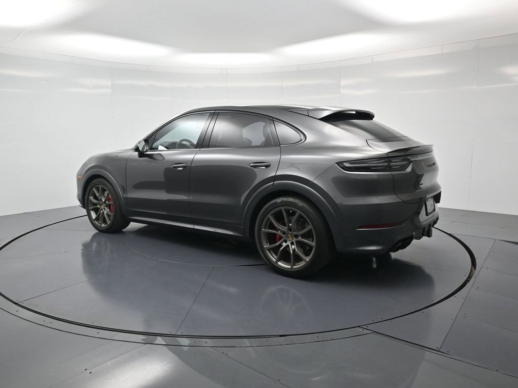 Certified 2023 Porsche Cayenne GTS image 3
